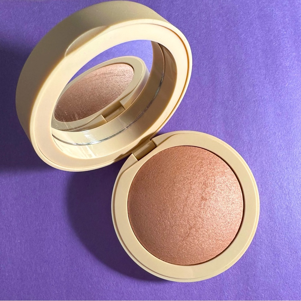 Em Cosmetics | HEAVEN'S GLOW RADIANT VEIL BLUSH - Magic Hour